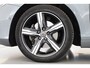 Volvo V40 2.0 T4 R-Design | 190PK | Leer | Panorama-dak | Trekhaak | Camera | Stoelverwarming |