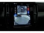 Volvo XC40 2.0 B3 Ultra Black Edition | MY26 | Pano-dak | H&K audio | ACC | 360 Cam | Mem stoelen |