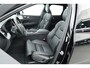 Volvo XC60 T6 Plug-in hybrid AWD Ultra Black Edition | Vol | Luchtvering | Massage | B&W Audio | Trekhaak | 360 camera | Head-up |