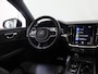 Volvo V60 2.0 B3 R-Design | 360 Camera | Harmand/ Kardon | Memory stoelen | HUD | Stoelverwarming | Panoramdak | Dodehoekdetectie |