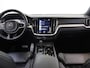 Volvo V60 2.0 B3 R-Design | 360 Camera | Harmand/ Kardon | Memory stoelen | HUD | Stoelverwarming | Panoramdak | Dodehoekdetectie |