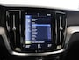 Volvo V60 2.0 B3 R-Design | 360 Camera | Harmand/ Kardon | Memory stoelen | HUD | Stoelverwarming | Panoramdak | Dodehoekdetectie |