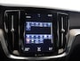 Volvo V60 2.0 B3 R-Design | 360 Camera | Harmand/ Kardon | Memory stoelen | HUD | Stoelverwarming | Panoramdak | Dodehoekdetectie |