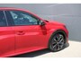 Peugeot 208 1.2 PureTech GT Pack | Navigatie | Camera | Stoelverwarming | Trekhaak | Alcantara | NL auto | Apple Carplay |