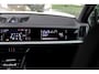 Porsche Cayenne 3.0 E-Hybrid, Passenger display, *Krijt*, MY2024, NL Auto!