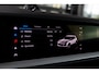 Porsche Cayenne 3.0 E-Hybrid, Passenger display, *Krijt*, MY2024, NL Auto!