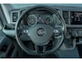 Volkswagen Crafter 35 2.0 TDI L3H2 DC 140PK Aut8 Trekhaak, Achteruitrijcamera, Navi, 17" LM Velgen, Voorruitverwarming, Adaptieve Cruise Control, Stoel-stuurverwarming, Houten Laadvloer