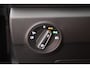 Volkswagen T-Roc 1.5 TSI 150pk DSG R-Line Black Style Panoramadak Trekhaak Camera Beats Keyless Stoelverwarming