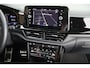 Volkswagen T-Roc 1.5 TSI 150pk DSG R-Line Black Style Panoramadak Trekhaak Camera Beats Keyless Stoelverwarming