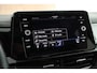 Volkswagen T-Roc 1.5 TSI 150pk DSG R-Line Black Style Panoramadak Trekhaak Camera Beats Keyless Stoelverwarming