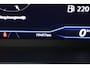 Volkswagen T-Roc 1.5 TSI 150pk DSG R-Line Black Style Panoramadak Trekhaak Camera Beats Keyless Stoelverwarming