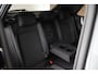 Volkswagen T-Roc 1.5 TSI 150pk DSG R-Line Black Style Panoramadak Trekhaak Camera Beats Keyless Stoelverwarming