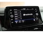 Volkswagen T-Roc 1.5 TSI 150pk DSG R-Line Black Style Panoramadak Trekhaak Camera Beats Keyless Stoelverwarming