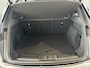 Land Rover Range Rover Evoque P300e R-Dynamic SE | Panoramadak | Keyless-entry
