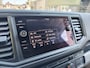 Volkswagen Crafter 35 2.0TDI 141PK Automaat L4H3 2X Schuifdeur Camera Apple Carplay Android Auto Cruise Control Navi Airco Pdc Betonplex Vloer Lat om Lat Betimmering Wandbeplating Euro 6 Origineel Nederlandse Bus