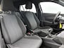 Peugeot 2008 SUV Style 100pk | Navigatie via Apple Carplay / Android Auto | Climate Control | Cruise Control | Parkeersensoren | Led koplampen | Elektrisch inklapbare spiegels | Bluetooth | DAB+ radio | Automatisch dimlicht | Regensensor | Multifunctioneel lederen stuurwiel |