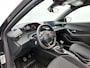 Peugeot 2008 SUV Style 100pk | Navigatie via Apple Carplay / Android Auto | Climate Control | Cruise Control | Parkeersensoren | Led koplampen | Elektrisch inklapbare spiegels | Bluetooth | DAB+ radio | Automatisch dimlicht | Regensensor | Multifunctioneel lederen stuurwiel |