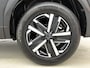 Peugeot 2008 SUV Style 100pk | Navigatie via Apple Carplay / Android Auto | Climate Control | Cruise Control | Parkeersensoren | Led koplampen | Elektrisch inklapbare spiegels | Bluetooth | DAB+ radio | Automatisch dimlicht | Regensensor | Multifunctioneel lederen stuurwiel |