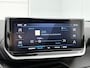 Peugeot 2008 SUV Style 100pk | Navigatie via Apple Carplay / Android Auto | Climate Control | Cruise Control | Parkeersensoren | Led koplampen | Elektrisch inklapbare spiegels | Bluetooth | DAB+ radio | Automatisch dimlicht | Regensensor | Multifunctioneel lederen stuurwiel |