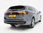 Volkswagen Passat Variant 1.5 eHybrid 204PK | Leder/Alcantara | Massage | Stoelkoeling | Trekhaak | HUD | 360 | Keyless