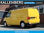 Volkswagen Transporter 2.0 TDI L2H1 App connect / Imperiaal / Camera / Trekhaak / 3 zits