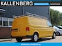 Volkswagen Transporter 2.0 TDI L2H1 App connect / Imperiaal / Camera / Trekhaak / 3 zits