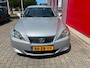 Lexus IS 250 Business 208pk Automaat / Autom.airco / Leer / Stoelverw. / Cruise / 17" / Keyless / PDC /Lage km stand / NL auto