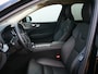 Volvo XC60 2.0 T8 Plug-in hybrid AWD Plus Dark 455 Pk Automaat Navi / DAB / Leer / Camera / 20 inch / Pano-dak