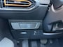 Dacia Sandero Stepway 1.0 TCe 90 Comfort | Apple Carplay & Android Auto | Climate & Cruise Control | Parkeersensoren | Onderhoudshistorie | Licht- & Regensensor | 12 Maanden BOVAG Garantie