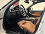 BMW 3-Serie 320i M Sport Edition | Schuifdak | Leder | Adapt. Cruise | Camera | 19 inch | Head-Up | Trekhaak | NL auto |