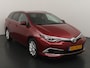 Toyota Auris Touring Sports 1.2T 116pk Executive | Trekhaak | Lederen bekleding | Camera | Cruise | Stoel verwarming | All-season banden |