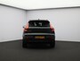 Volvo EX40 Single Motor Ext. Range Plus Europa 82 kWh / Forest Lake Metallic / Elektr. Verstelbare Stoelen / Stuur+Stoelverwarming / Harman Kardon / Dak Zwart /