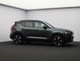 Volvo EX40 Single Motor Ext. Range Plus Europa 82 kWh / Forest Lake Metallic / Elektr. Verstelbare Stoelen / Stuur+Stoelverwarming / Harman Kardon / Dak Zwart /