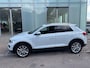 Volkswagen T-Roc 1.5 TSI Sport Business R | 150 PK | Automaat | Digital Cockpit PRO | Apple Carplay / Android Auto | Panoramaschuif-kanteldak | Stoelverwarming | Elektrische Kofferbak |