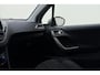 Peugeot 2008 1.2 PureTech Blue Lion | Trekhaak | Cruise control | Panoramadak |Navigatie | Airco | Parkeersensoren | Apple carplay/Android auto | Lederen stuurwiel |