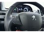Peugeot 2008 1.2 PureTech Blue Lion | Trekhaak | Cruise control | Panoramadak |Navigatie | Airco | Parkeersensoren | Apple carplay/Android auto | Lederen stuurwiel |