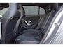 Mercedes-Benz A-klasse 180 Automaat Business Solution AMG LED | Leder/Alcantara | Panoramadak | Sportstoelen | Carplay | Sfeerverlichting