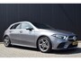 Mercedes-Benz A-klasse 180 Automaat Business Solution AMG LED | Leder/Alcantara | Panoramadak | Sportstoelen | Carplay | Sfeerverlichting