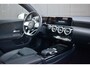Mercedes-Benz A-klasse 180 Automaat Business Solution AMG LED | Leder/Alcantara | Panoramadak | Sportstoelen | Carplay | Sfeerverlichting