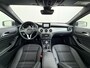 Mercedes-Benz GLA 200 Prestige Panoramadak ECC Camera Led Trekhaak Stoelverwarming