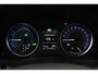 Toyota Auris Touring Sports 1.8 Hybrid Lease Plus | Panoramadak | Navigatie | Stoelverwarming | Parkeersensoren voor/achter | Keyless | Cruise Control | Clima | Camera | Xenon | 16 inch | Bluetooth
