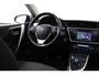 Toyota Auris Touring Sports 1.8 Hybrid Lease Plus | Panoramadak | Navigatie | Stoelverwarming | Parkeersensoren voor/achter | Keyless | Cruise Control | Clima | Camera | Xenon | 16 inch | Bluetooth