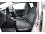 Toyota Auris Touring Sports 1.8 Hybrid Lease Plus | Panoramadak | Navigatie | Stoelverwarming | Parkeersensoren voor/achter | Keyless | Cruise Control | Clima | Camera | Xenon | 16 inch | Bluetooth