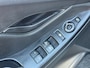 Hyundai ix20 1.4i Go! 90PK HOGE INSTAP NL AUTO NAP! NAVI l Camera l Trekhaak l LMV l AIRCO l MTF-STUUR! DEALER OH l TOPSTAAT!