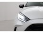 Toyota Yaris 1.5 Hybrid Executive | Stoelverwarming | Apple Carplay / Android Auto | Parkeersensoren voor/achter | LED | Keyless | Adaptive Cruise | Clima | Camera | 17 inch