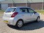 Hyundai i20 1.2i Business Edition 5 deurs! NL AUTO NAP! 2e eigenaar l NAVI l PDC l AIRCO ECC l MTF-stuur l AFNEEM HAAK! TOPSTAAT