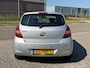 Hyundai i20 1.2i Business Edition 5 deurs! NL AUTO NAP! 2e eigenaar l NAVI l PDC l AIRCO ECC l MTF-stuur l AFNEEM HAAK! TOPSTAAT