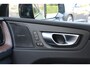 Volvo XC60 2.0 T8 Plug-in hybrid AWD Ultra Black Edition Navi/360 Camera/keyless/Harman Kardon/Memory/Panoramadak/Trekhaak/Leder/21Inch