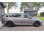 Volkswagen Golf Variant 1.0 TSI Comfortline Comfort-Pakket, Executive Plus Pakket, Navigatie, Climate-Control, Cruise-Control.