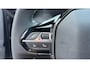 Peugeot 2008 GT | Active Safety Brake met camera en radar (automatisch noodremsysteem) met Distance Alert (waarschuwing dreigende aanrijding) | Advanced Active Safety Brake met camera en radar | Climate Control